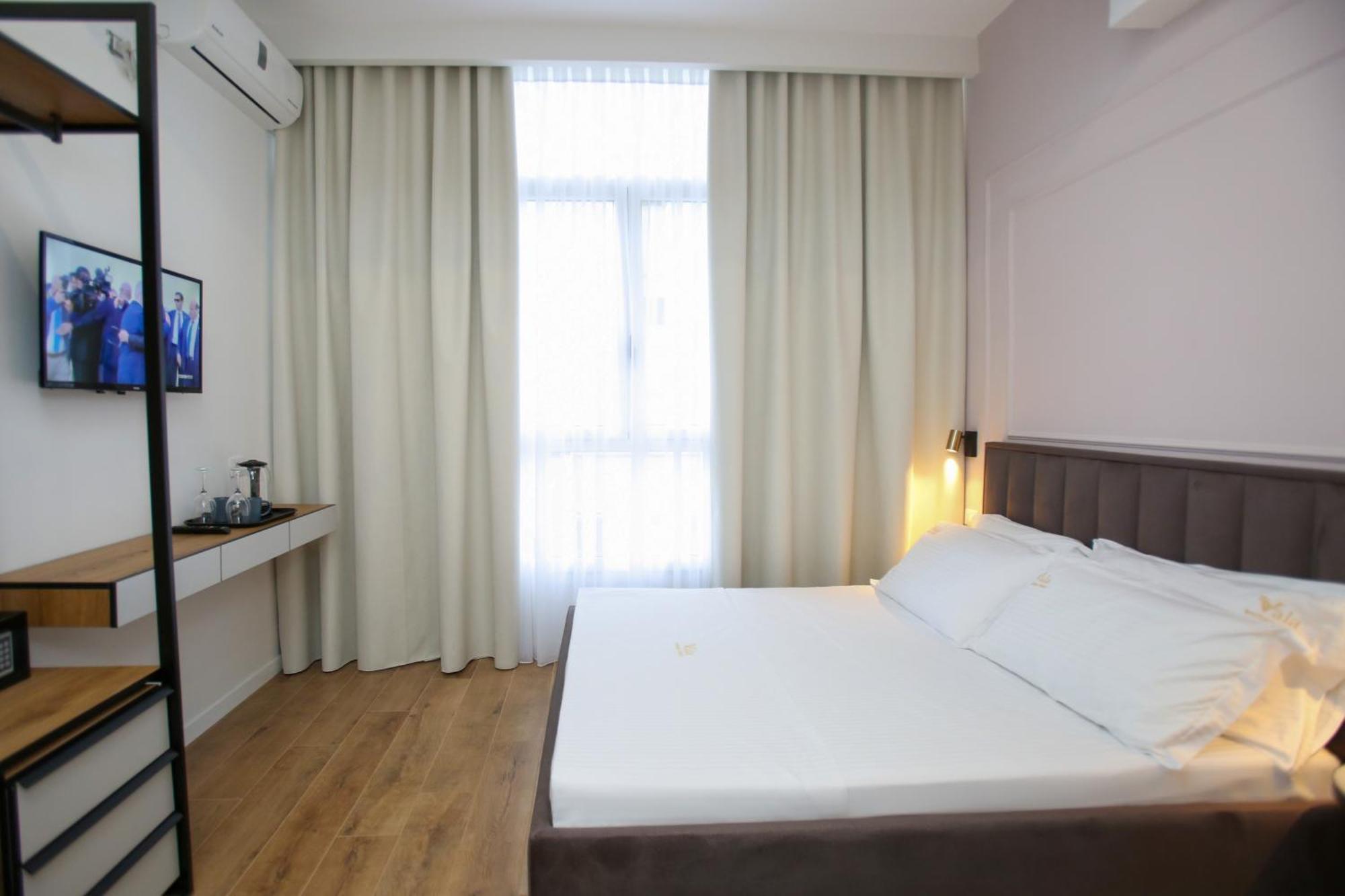 Vala Boutique Hotel Vlorë Екстериор снимка