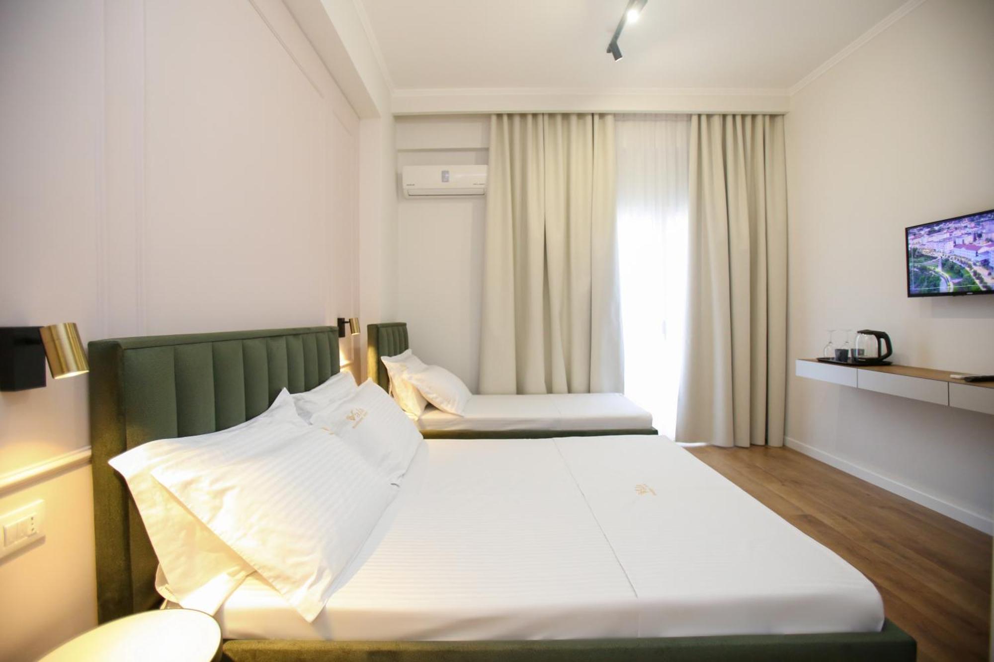 Vala Boutique Hotel Vlorë Екстериор снимка